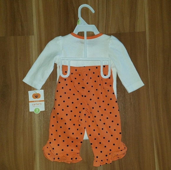 Carter's two piece outfit. Bran new with tags! - Picture 2 of 2